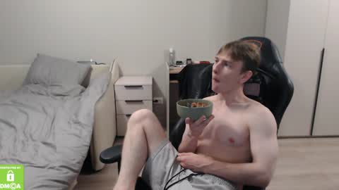 Alex online show from July 14, 9:10 pm