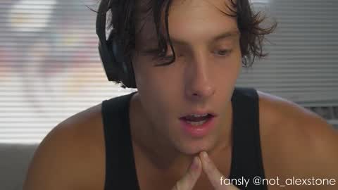 Alex Stone online show from October 26, 8:11 pm