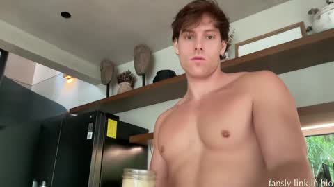 Alex Stone online show from June 3, 7:08 pm