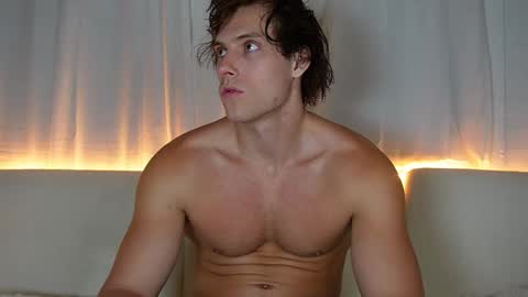 Alex Stone online show from March 17, 4:15 am