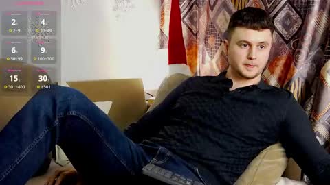 Snapshot of alex_onelove chatting on January 20, 6:21 pm Alex online show from January 20, 6:21 pm