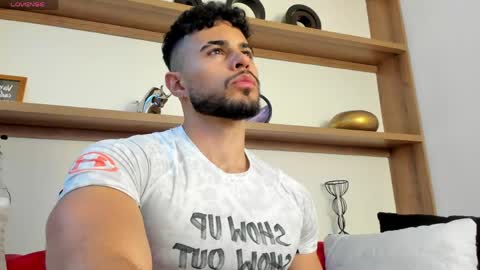 alex_wolf05 online show from April 11, 8:23 pm