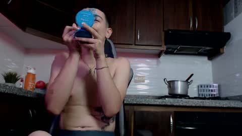 alex_xhunter online show from April 7, 9:15 pm