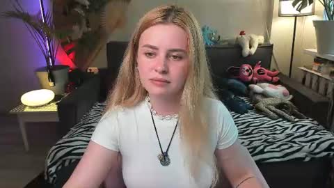 alexa_pirs online show from June 13, 3:21 pm