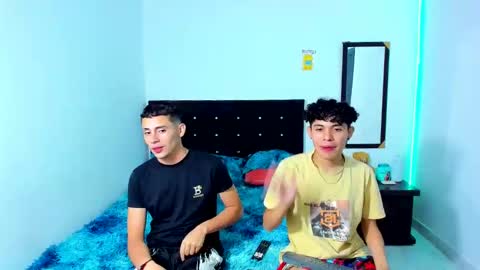 alexander and xiao online show from January 28, 3:04 am