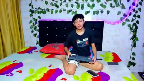 alexander and xiao online show from January 9, 1:39 am