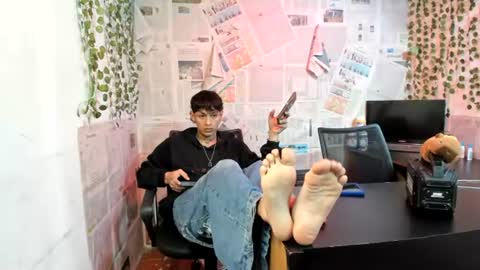 chicos hot online show from July 18, 2:11 pm