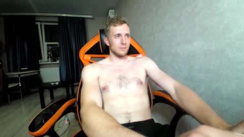 Alex online show from October 5, 7:51 pm