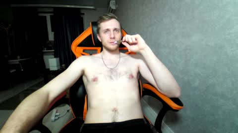 Alex online show from February 8, 10:19 pm