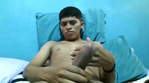 alexsexy1405 online show from April 2, 3:15 am