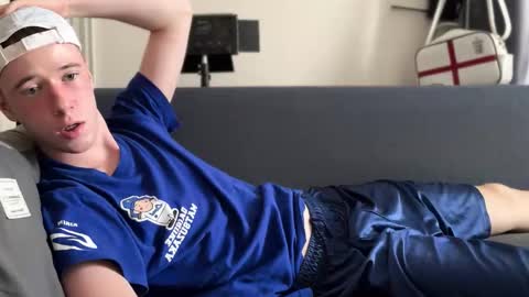 Alex online show from October 2, 5:22 am