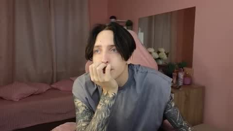 Alex online show from November 13, 12:10 pm