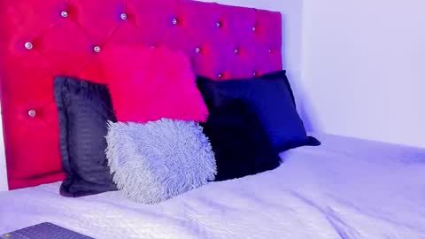 alexxus_smith online show from March 3, 6:37 pm