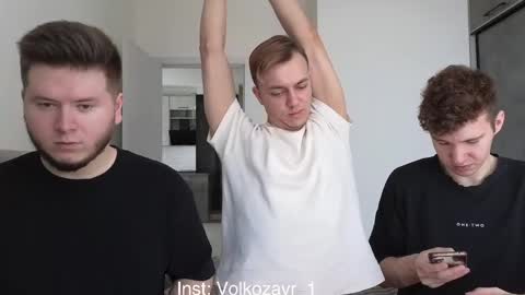 AlexDimaIgor online show from April 3, 8:33 am