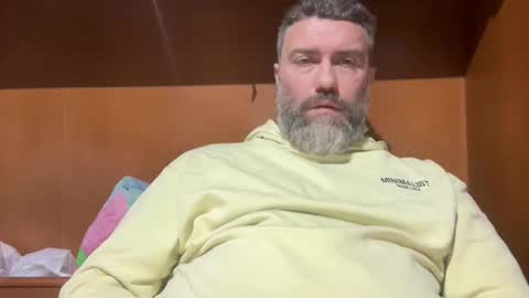 alfali online show from December 1, 7:39 pm