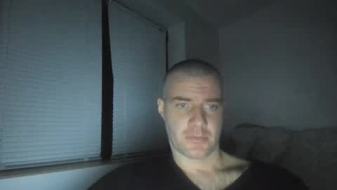 alfiesolomons87 online show from February 13, 9:31 pm