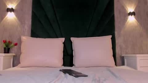  Alexis Etereo  online show from February 6, 9:23 pm