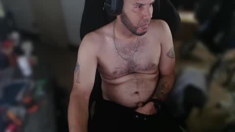 simplyfaded online show from January 12, 4:52 am