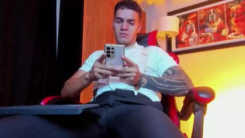 alpha_dominus_ online show from March 3, 7:16 am