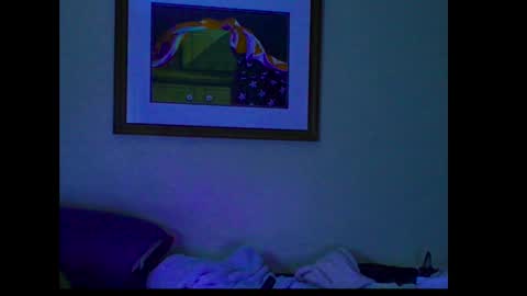 alphablue_wolf1295 online show from September 26, 9:07 am