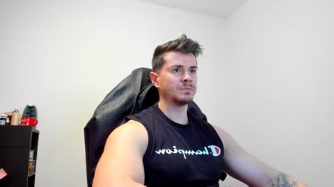 Snapshot of alphagodleatherking92 chatting on January 20, 6:21 pm LeatherMaster online show from January 20, 6:21 pm