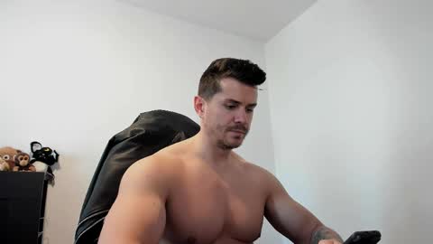 LeatherMaster online show from April 17, 9:34 am