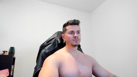 Snapshot of alphagodleatherking92 chatting on January 13, 10:14 am LeatherMaster online show from January 13, 10:14 am