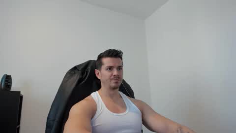 Snapshot of alphagodleatherking92 chatting on September 20, 9:53 am LeatherMaster online show from September 20, 9:53 am
