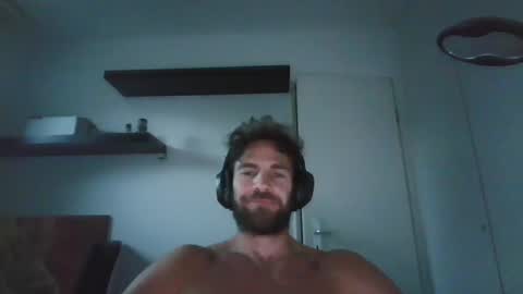 alphah_hunk online show from October 15, 4:36 pm