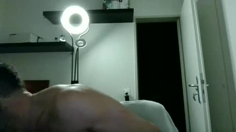 alphah_hunk online show from November 15, 6:21 pm