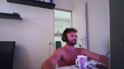 alphah_hunk online show from July 25, 12:46 pm