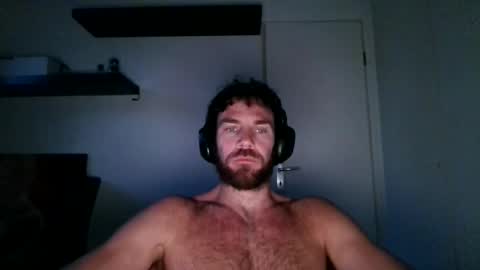 alphah_hunk online show from October 18, 4:45 pm