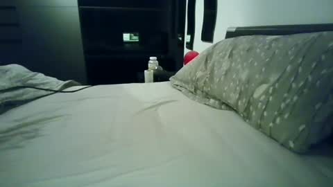 alphah_hunk online show from November 3, 9:38 pm