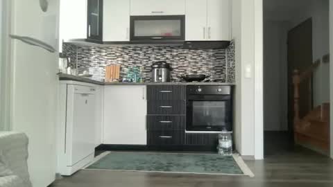 AlphAndre online show from January 11, 8:22 am