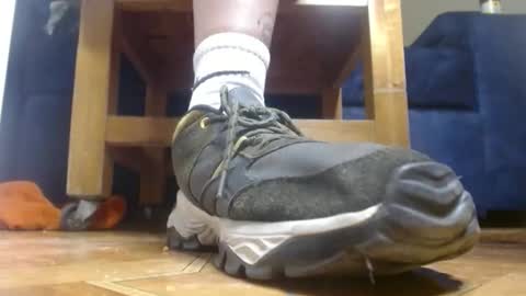 ur god online show from February 19, 4:31 am