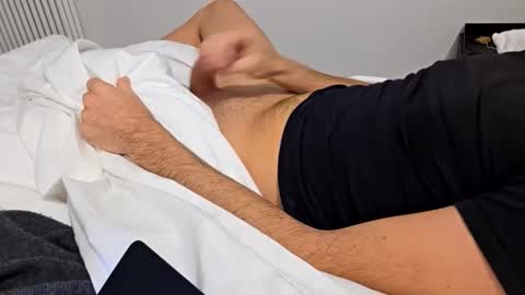 Amaliedreams online show from November 24, 7:42 am