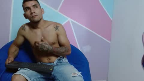 Sebas online show from November 18, 1:15 pm