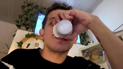 Lucian online show from February 23, 12:45 am