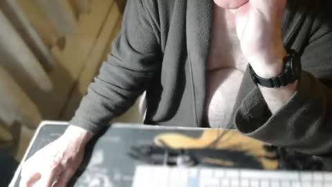 amslave4f online show from July 9, 9:51 pm