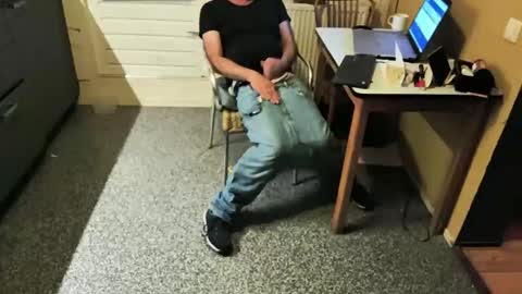 amstsagger online show from September 28, 7:01 pm