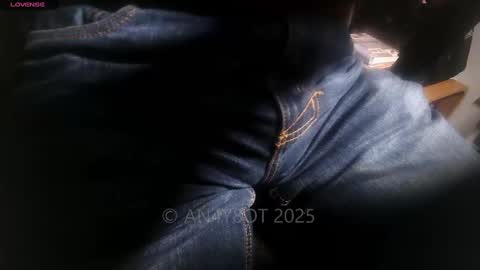 A online show from January 14, 6:02 am