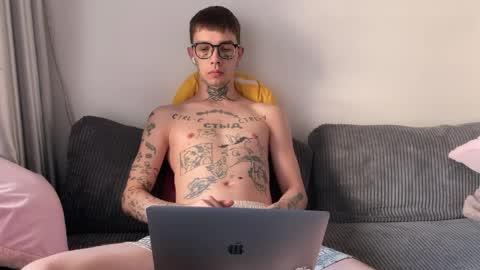 simon online show from March 28, 12:11 am