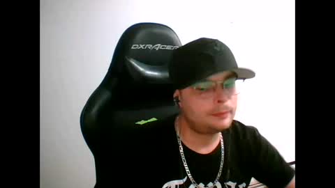 anarchyy1994 online show from April 12, 8:38 am