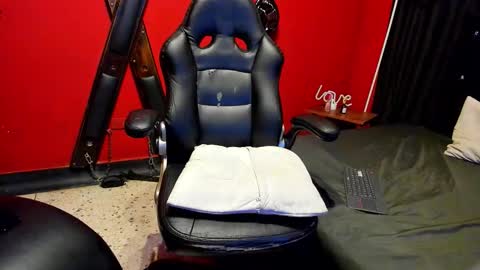 andy online show from December 19, 3:09 pm