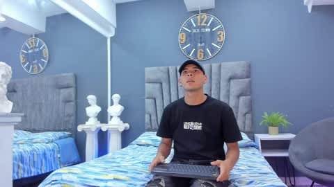 Andreas Black online show from May 12, 3:37 am