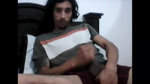 Snapshot of andresdelews chatting on December 20, 3:36 am Delews online show from December 20, 3:36 am