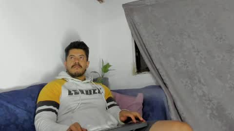 Andres online show from March 31, 8:27 am