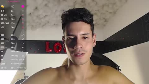 Andres Torres online show from February 12, 11:33 pm