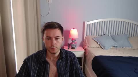 Justin Andrew online show from October 5, 9:35 am