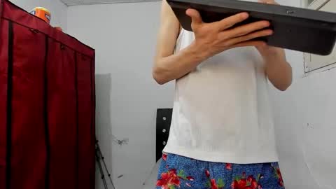 andrew_2811 online show from January 13, 6:29 am